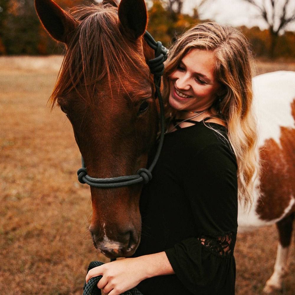 Meet your Posher, Abby